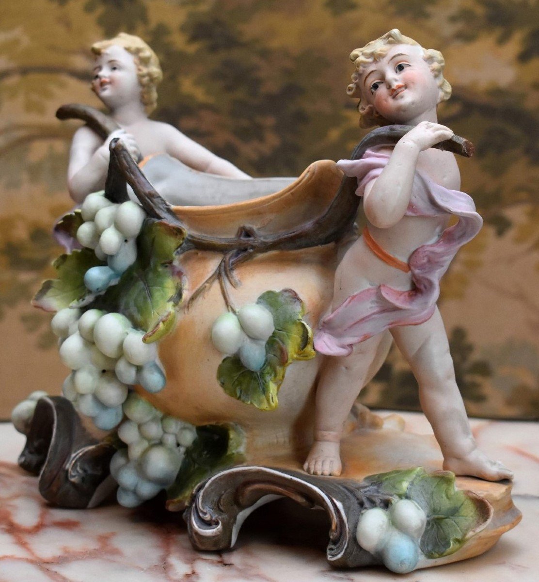 Centerpiece, Polychrome Biscuit Subject, Planter Cup Bunches Of Grapes, 2 Children-photo-3