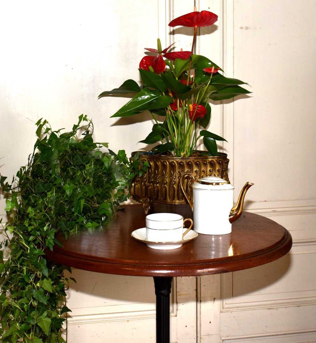 Coffee Table, Breakfast, Tea, Standing Table At Support Height, Plant Stand-photo-1