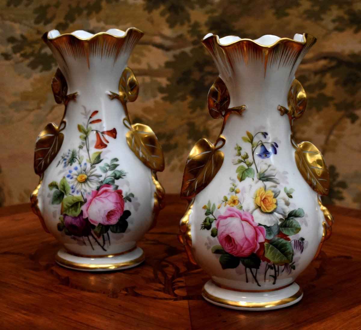 Paire De Vases En Porcelaine De Limoges à Décor Floral Peint à La Main, Fleurs, Roses, Or Fin