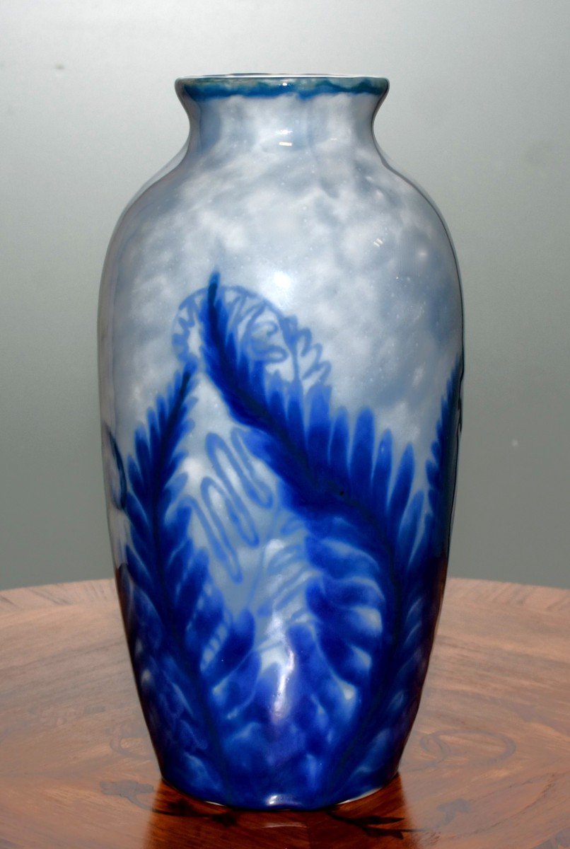 Camille Tharaud Limoges, Grand Vase En Porcelaine émaillée à Décor  De Fougères Bleues, 1930-photo-4