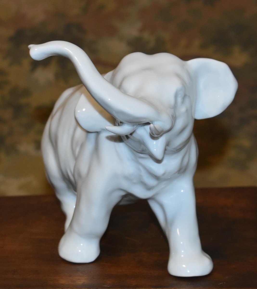 Sujet en  Porcelaine Blanche  de Limoges, Elephant manufacture Haviland d'Après Jules Desbois -photo-4