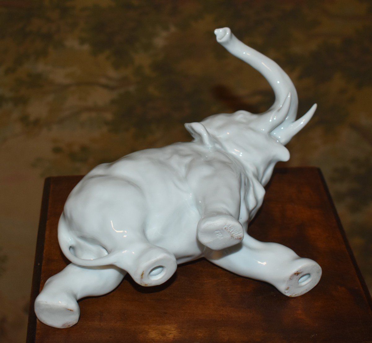 Sujet en  Porcelaine Blanche  de Limoges, Elephant manufacture Haviland d'Après Jules Desbois -photo-7