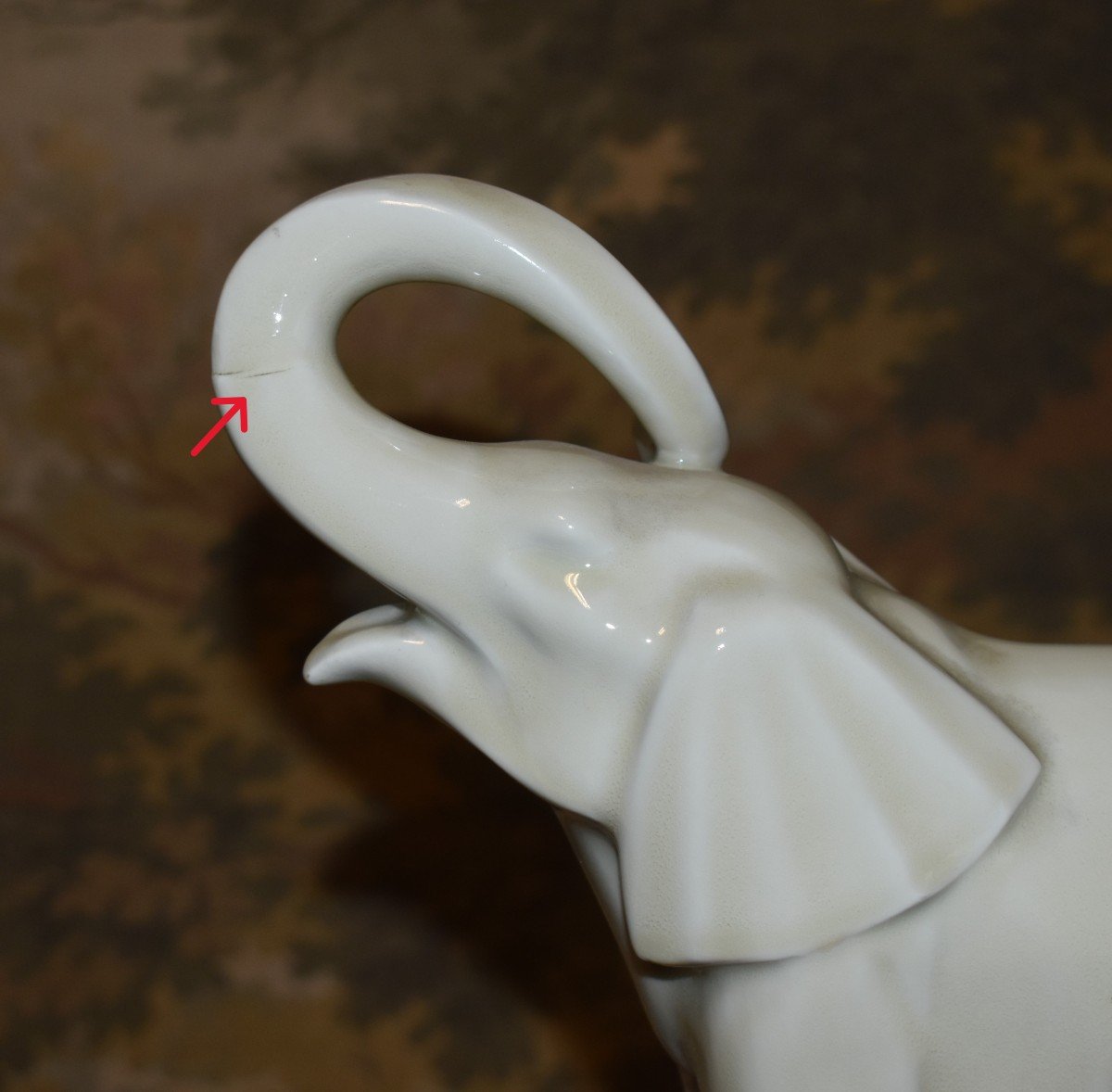 Elephant Subject In Limoges Enameled Porcelain, Cream Color-photo-6