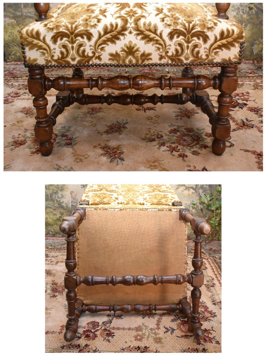 Grand Fauteuil De Style Louis XIII - Louis XIV ,  Large Et Haut Dossier , Tissu Velours Gaufré-photo-8