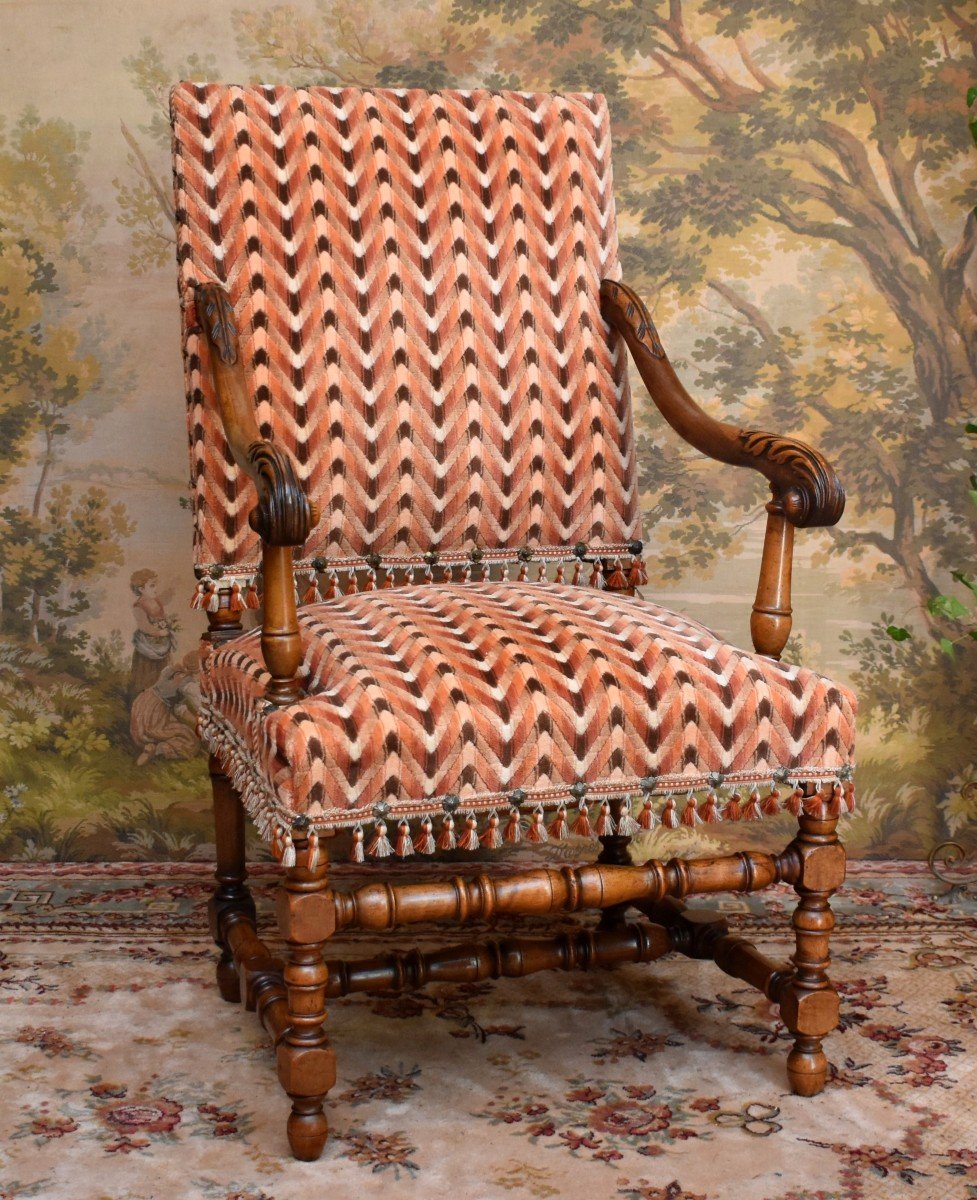 Large Louis XIII - Louis XIV Style Armchair, Wide And High Back, Herringbone Pattern Fabric-photo-2