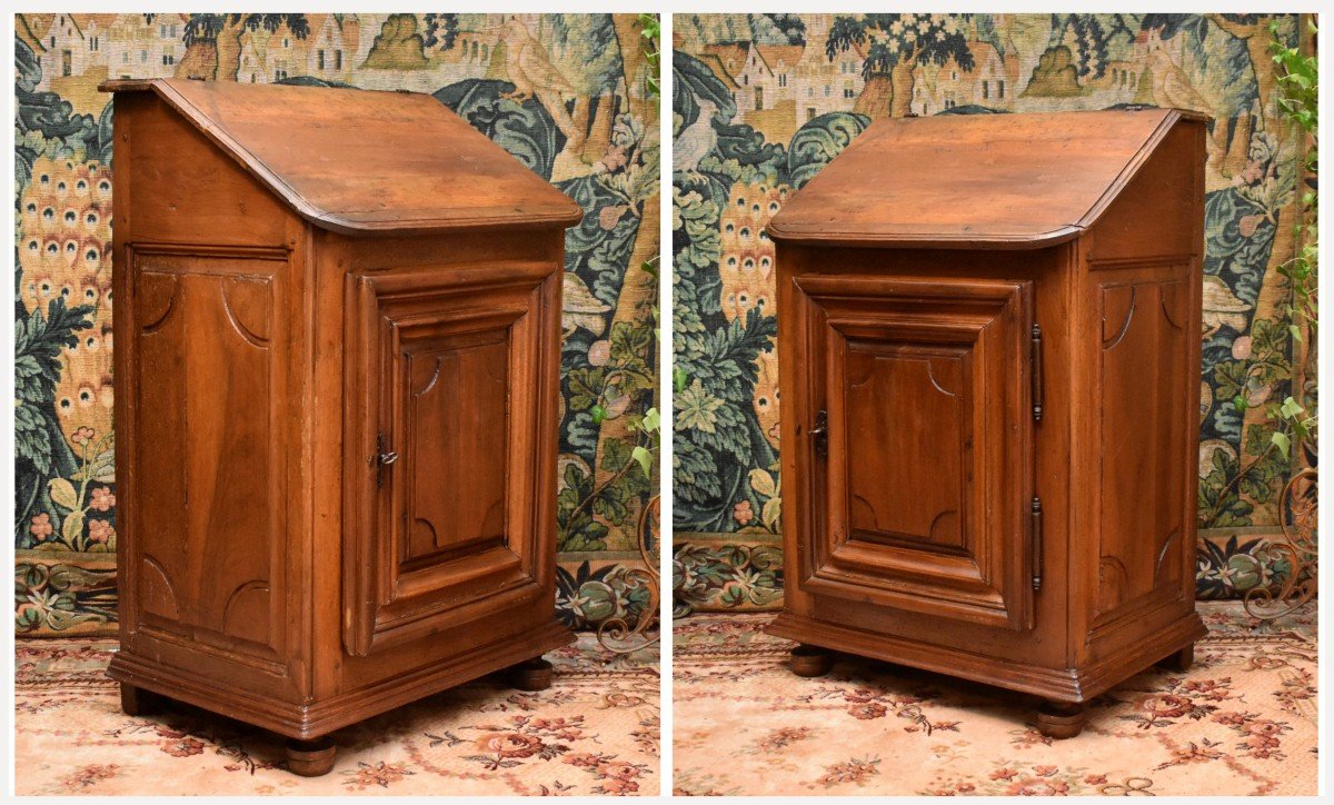 Louis XIV Period Oratory, Small Piece Of Furniture With One Door In Solid Walnut, Late 17th - Early 18th Century -photo-4