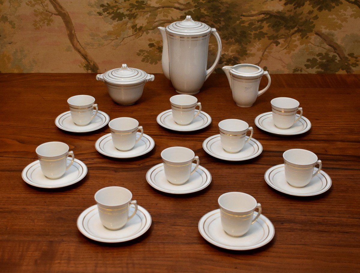 Table And Coffee Service For 10 People, In White Porcelain And Limoges Gold Trim-photo-4