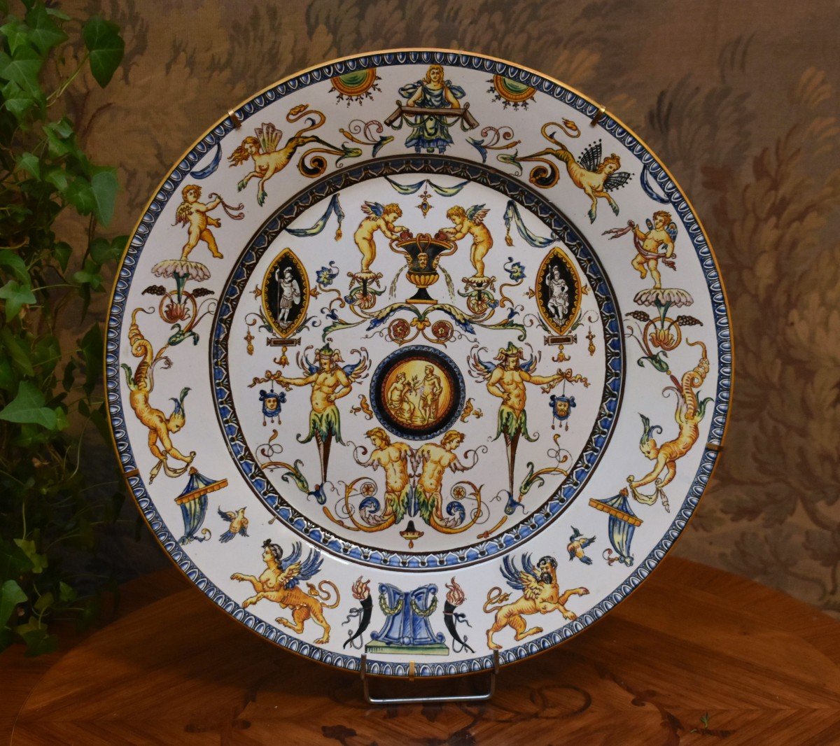 Important Decorative Dish In Gien Earthenware Period 1866, Italian Renaissance Decor, 19th Century-photo-2