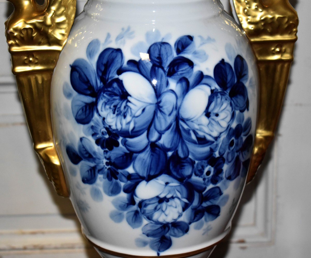 Caffy, Important Limoges Porcelain Lamp, Shades Of Blue, Hand Painted Floral Decor, Gold-photo-2