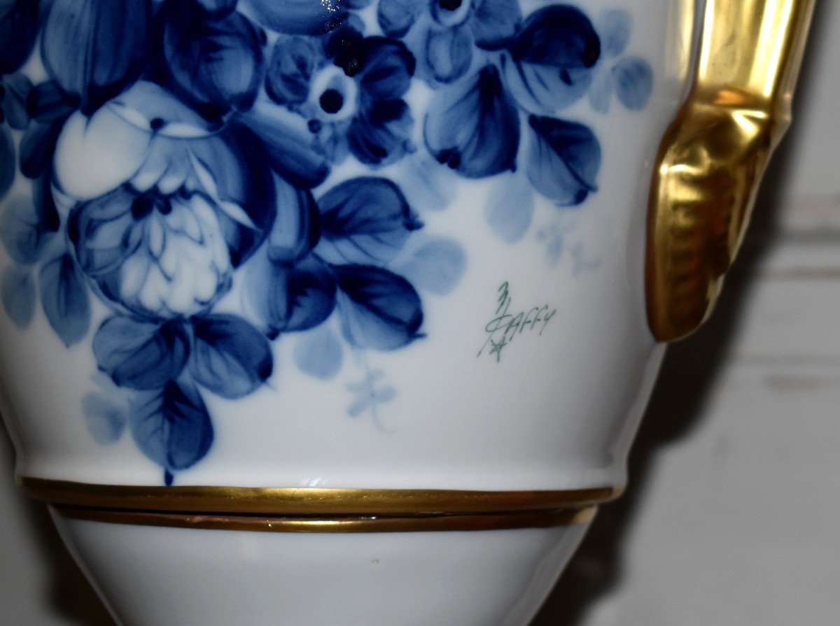 Caffy, Important Limoges Porcelain Lamp, Shades Of Blue, Hand Painted Floral Decor, Gold-photo-3