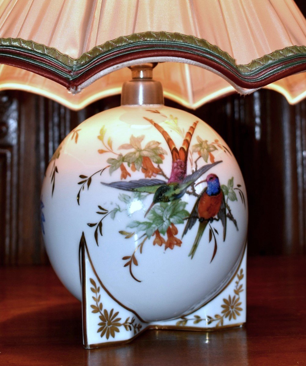 Pied De Lampe En Porcelaine De Limoges  à Décor d' Oiseaux, Forme Boule, Signé Elby-photo-2