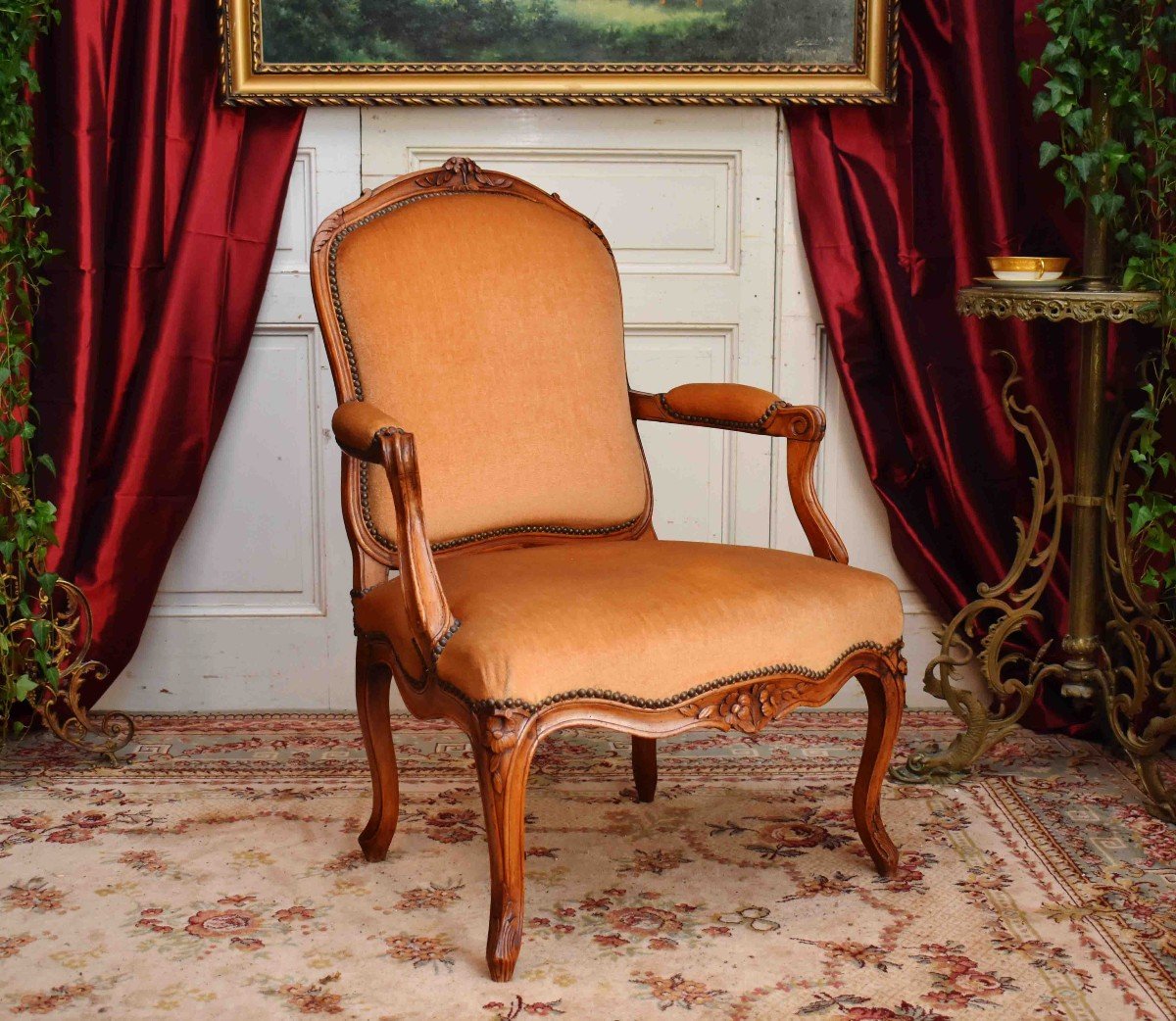 Fauteuil d'époque Louis XV,  Dossier à La Reine,  XVIIIème Siècle. Tissu Velours.-photo-2