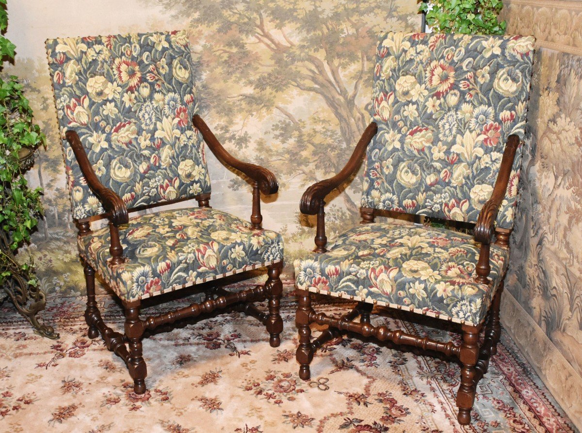 Paire De Grands Fauteuils De Style Louis XIII - Louis XIV En Noyer, Tissu Verdure,   XIXe -photo-3