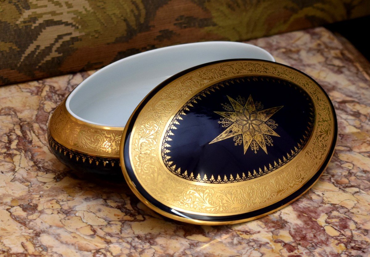 André Prevot Limoges, Porcelain Box, Blue Oven Candy Box, Double Gold Inlay-photo-3