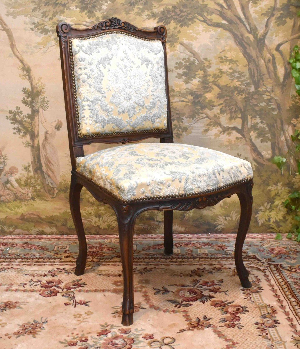 Suite De Quatre Chaises De Style Régence , Tissu Velours Gaufré Bleu , 4 Sièges En Noyer-photo-3