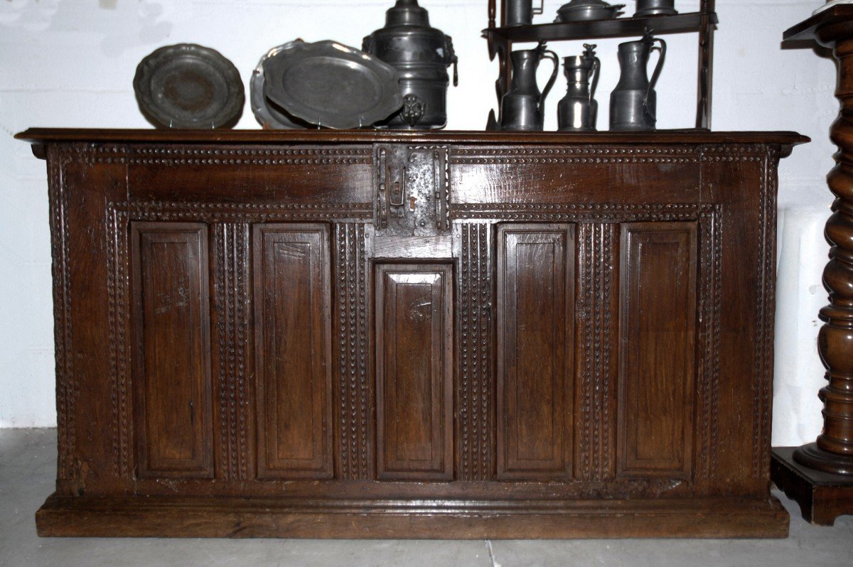 Large Oak Chest With Rectangular Panel Decor, With Lock, 16th Century -photo-3