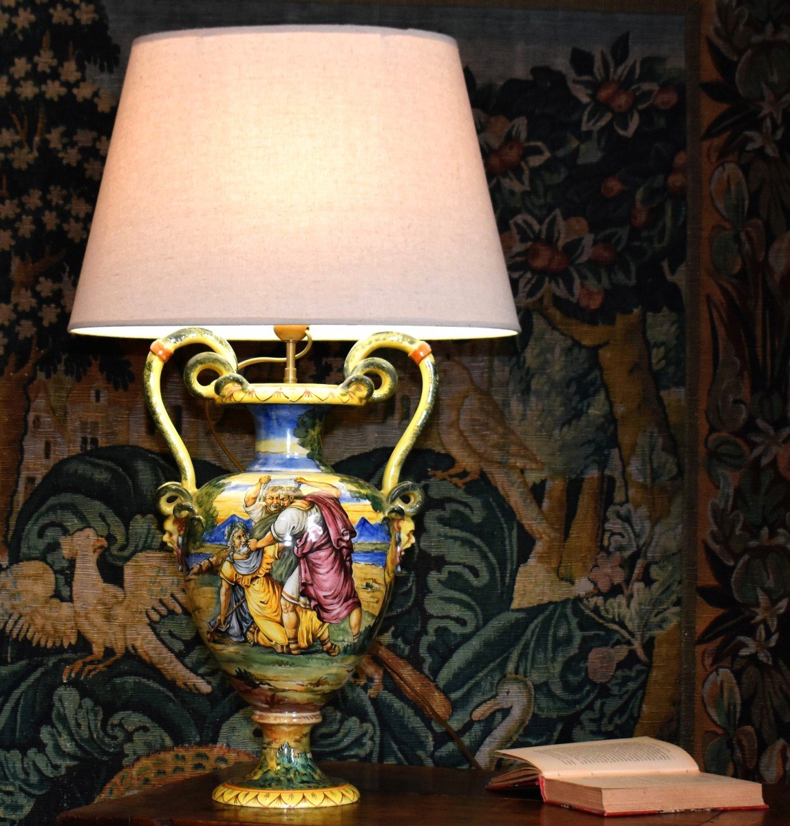 Large Italian Earthenware Lamp, Majolica In The Style Of Urbino, Antique Decor, Late 19th Century