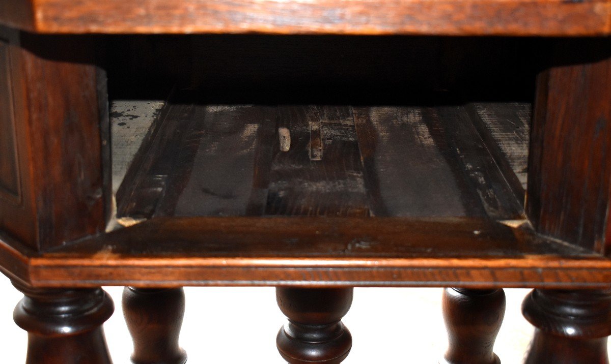 Octagonal Living Room Center Table, Haute Epoque-renaissance-louis XIII Style Pedestal Table -photo-6