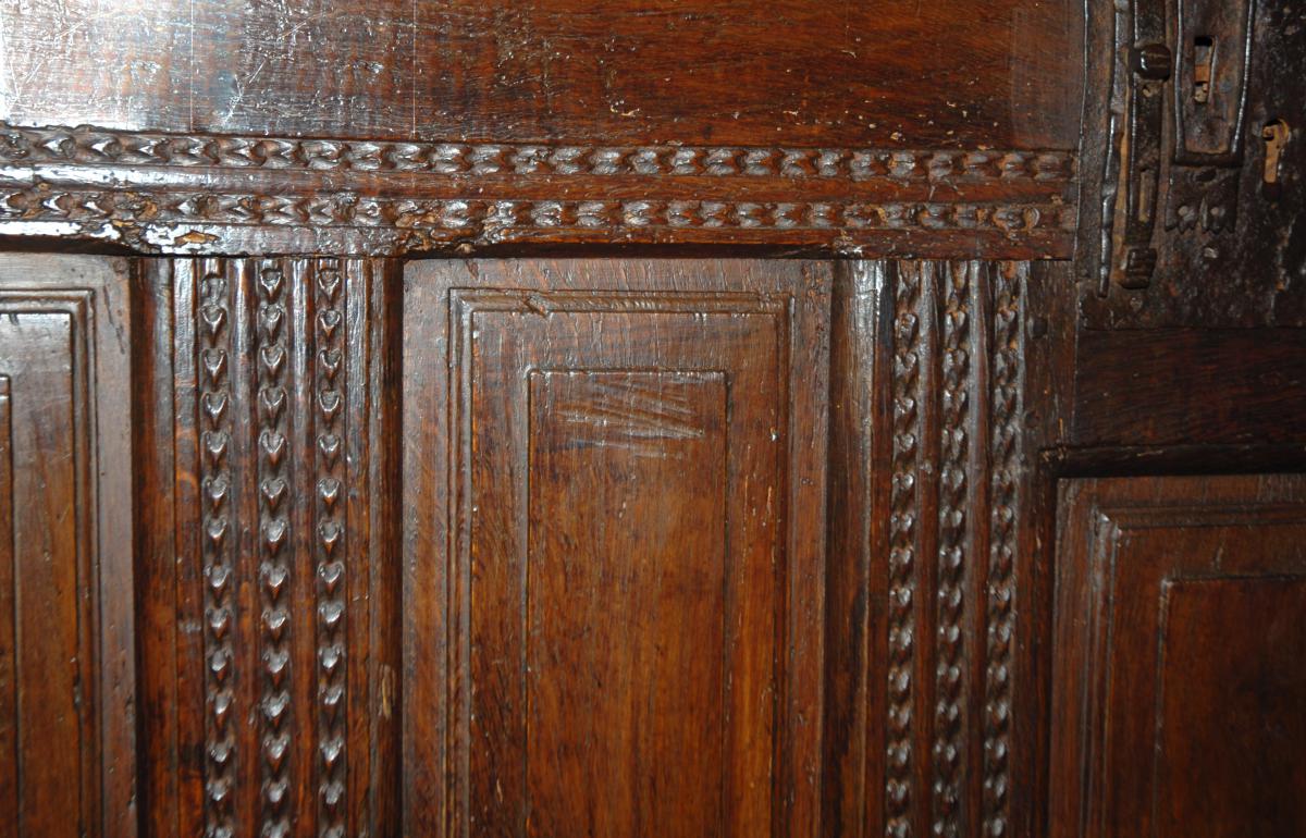 XVIIth Century Chest, Oak-photo-2