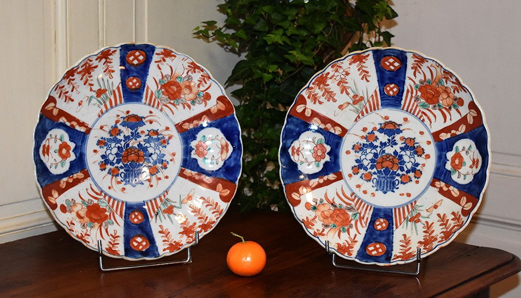 Pair Of Decorative Porcelain Dishes Imari, Japan, XIX.-photo-3