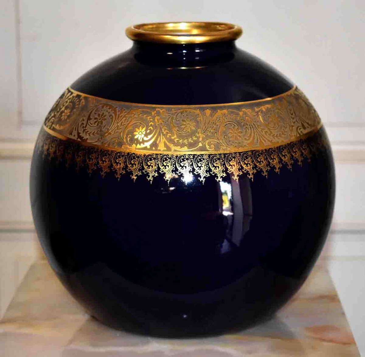 Tharaud - Barny, Limoges Porcelain Ball Vase, Oven Blue And Double Gold Inlay-photo-2