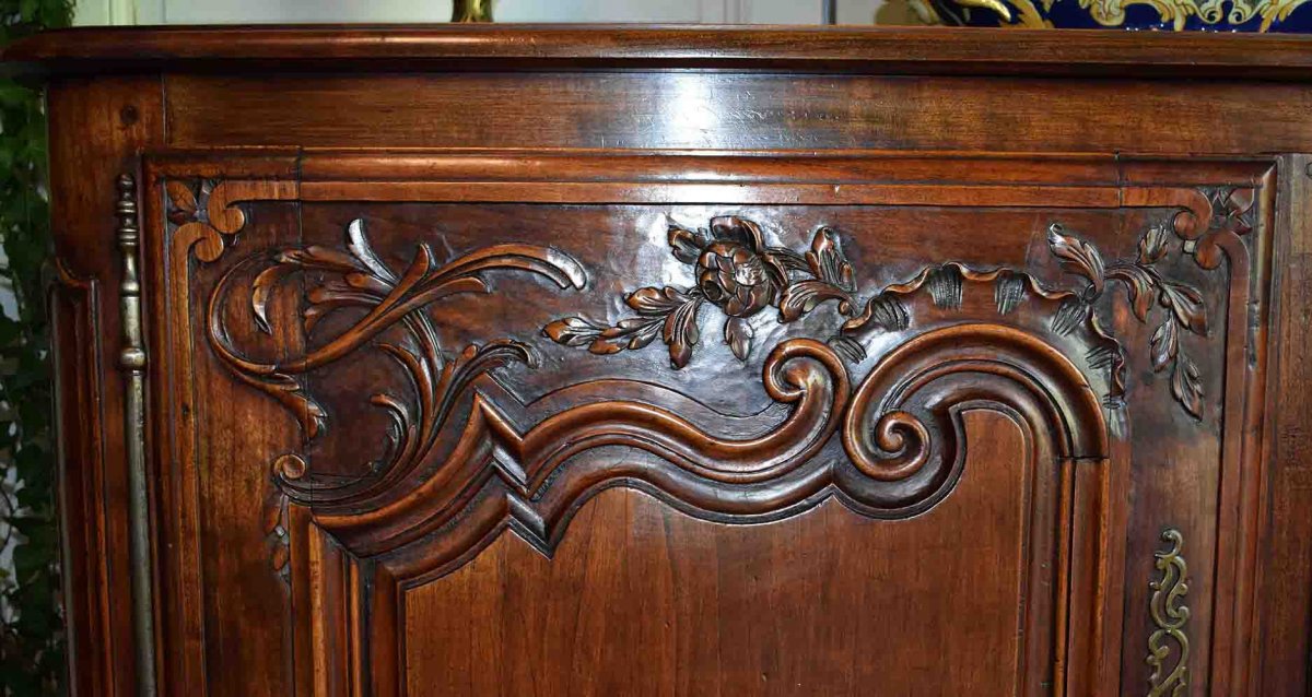 Low Carved Buffet, Louis XV Style, End Of The 18th Century.-photo-2