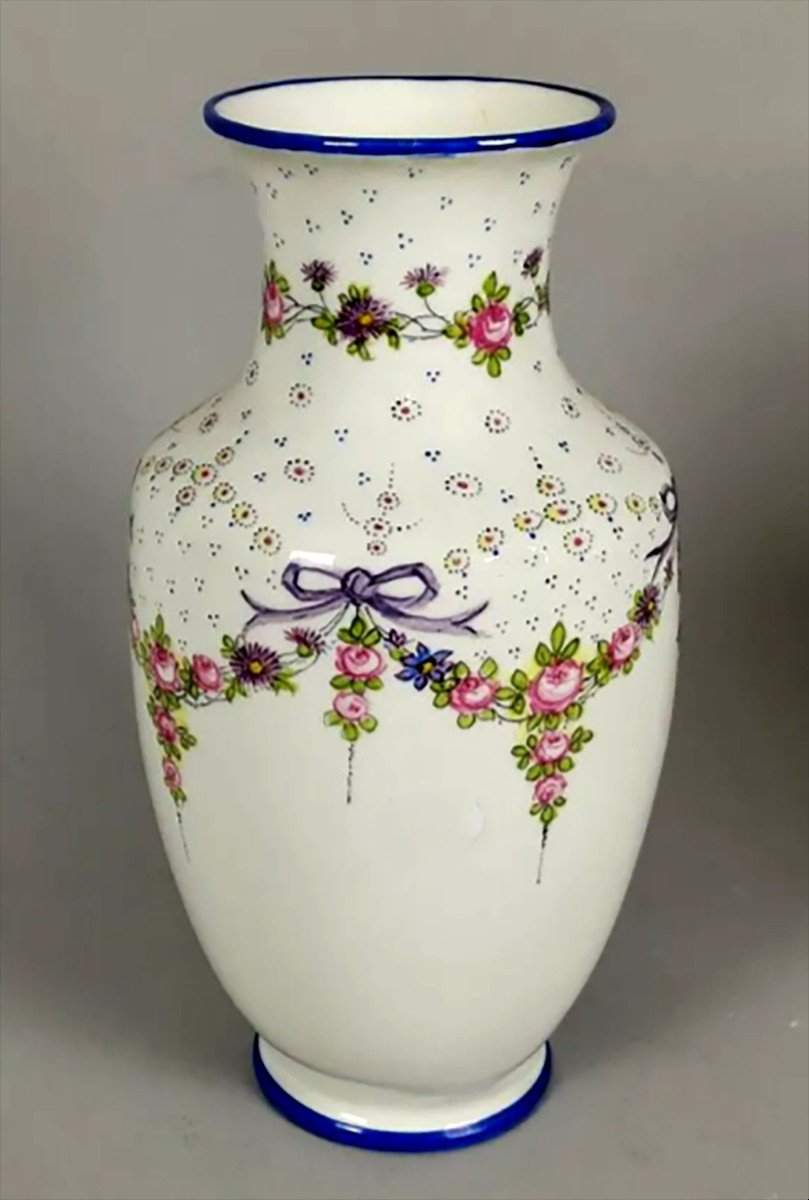 Grand Vase En Porcelaine De Limoges Entièrement Peint Main , Décor Floral.-photo-4