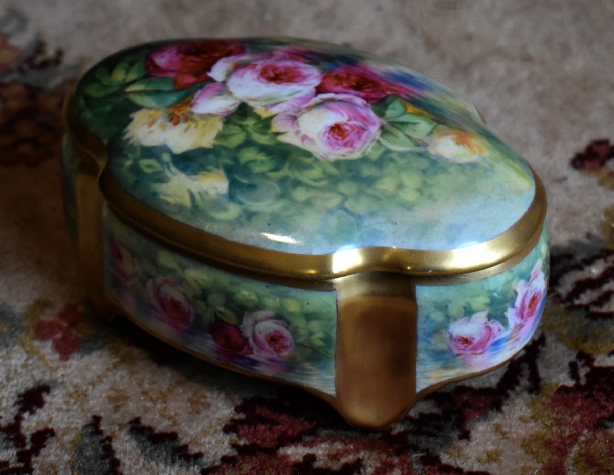 N. Lamoure Decorator, Hand Painted Limoges Porcelain Box, Bonbonniere Decor Roses-photo-1