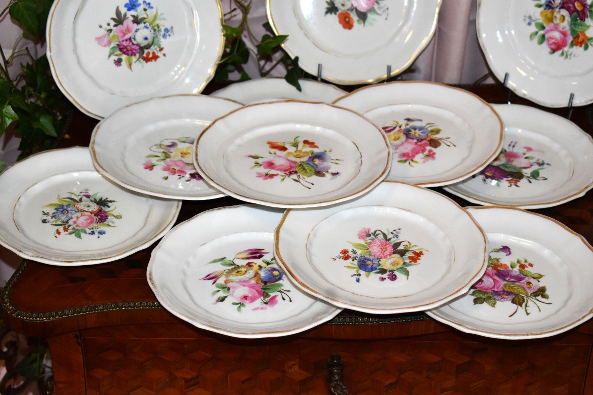 Suite De 12 Assiettes En Porcelaine Manufacture Schumann Moabit - Berlin  ( 1845-1850 ) Décor Floral peint main-photo-3