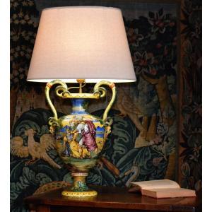 Italian Earthenware Lamp, Majolica In The Taste Of Urbino, Antique Decor, Late Nineteenth Century