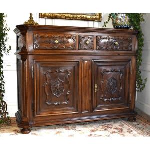 Buffet At Support Height In Solid Walnut, End Of The 17th, Beginning Of The 18th Century  