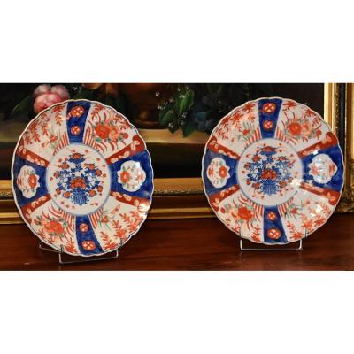 Pair Of Decorative Porcelain Dishes Imari, Japan, XIX.