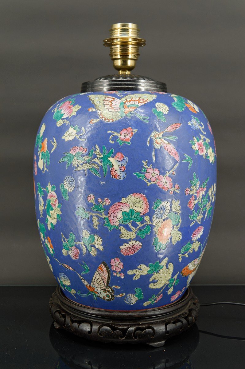 Importante Lampe Chinoise En Céramique Bleue Aux Papillons, Quing Thongzhi, Chine, Circa 1865 -photo-4