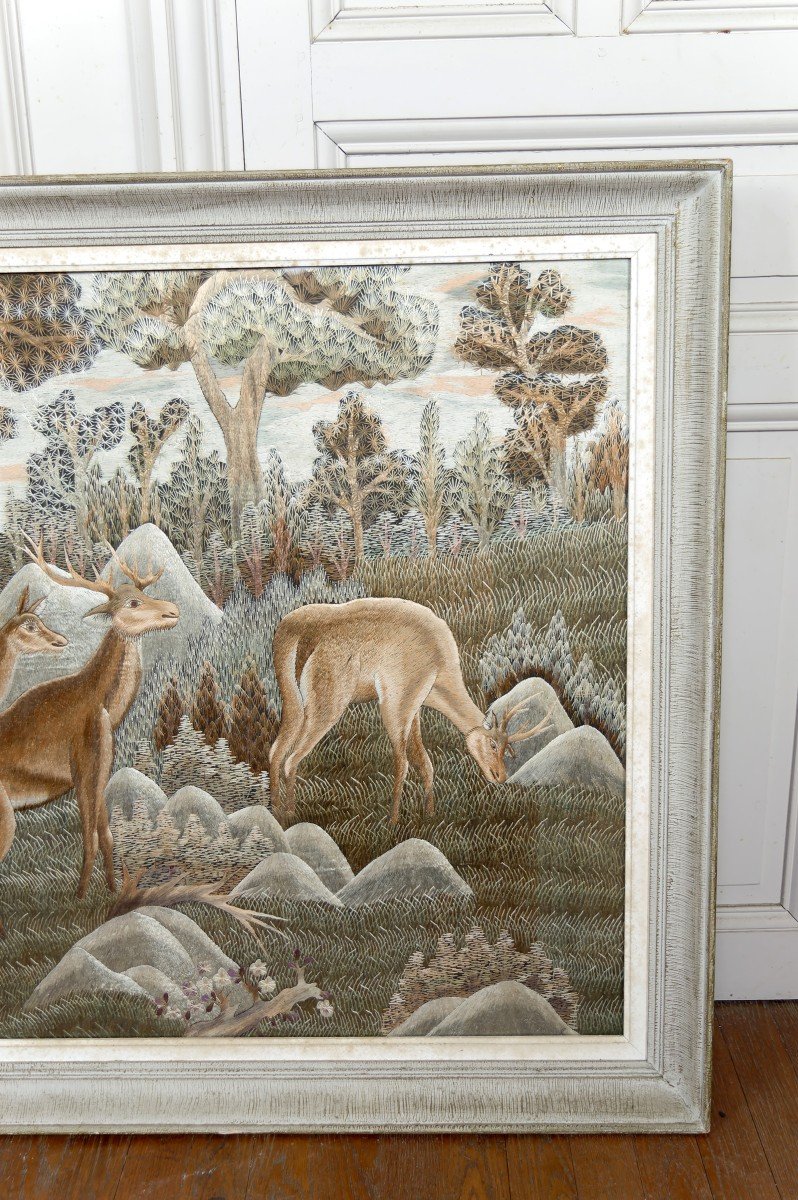 Large Indochinese Silk Embroidered Hanging, Framed, "deer In The Forest", Vietnam, 1940-photo-3