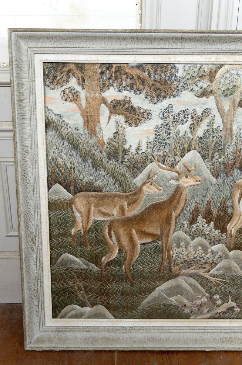 Large Indochinese Silk Embroidered Hanging, Framed, "deer In The Forest", Vietnam, 1940-photo-1