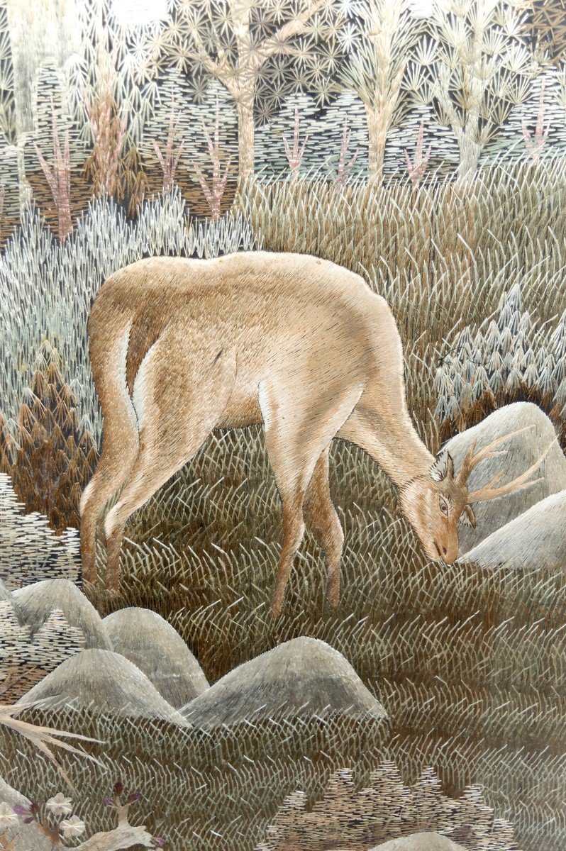 Large Indochinese Silk Embroidered Hanging, Framed, "deer In The Forest", Vietnam, 1940-photo-3