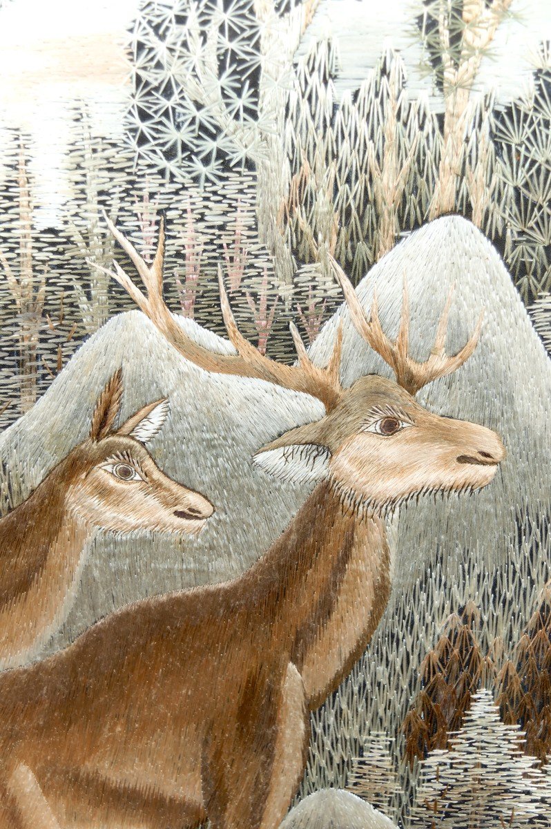 Large Indochinese Silk Embroidered Hanging, Framed, "deer In The Forest", Vietnam, 1940-photo-5