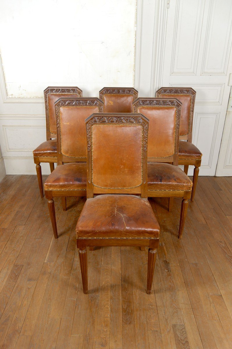 Lot De 6 Chaises Art Déco En Noyer Sculpté, Attribuées à Gauthier-Poinsignon, Circa 1920