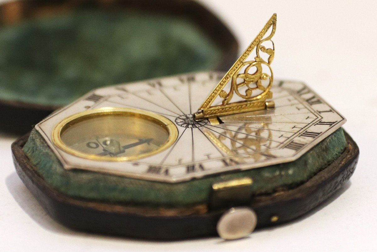 Sundial In Silver And Gilded Brass, C. 1660-70-photo-2