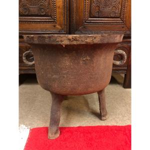 Cast Iron Kitchen Cuvier 17th