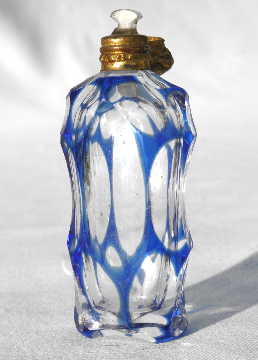 Bottle Of Salts / Perfume In Overlay Crystal, 1880 Period, Nineteenth Object Of Virtue-photo-3