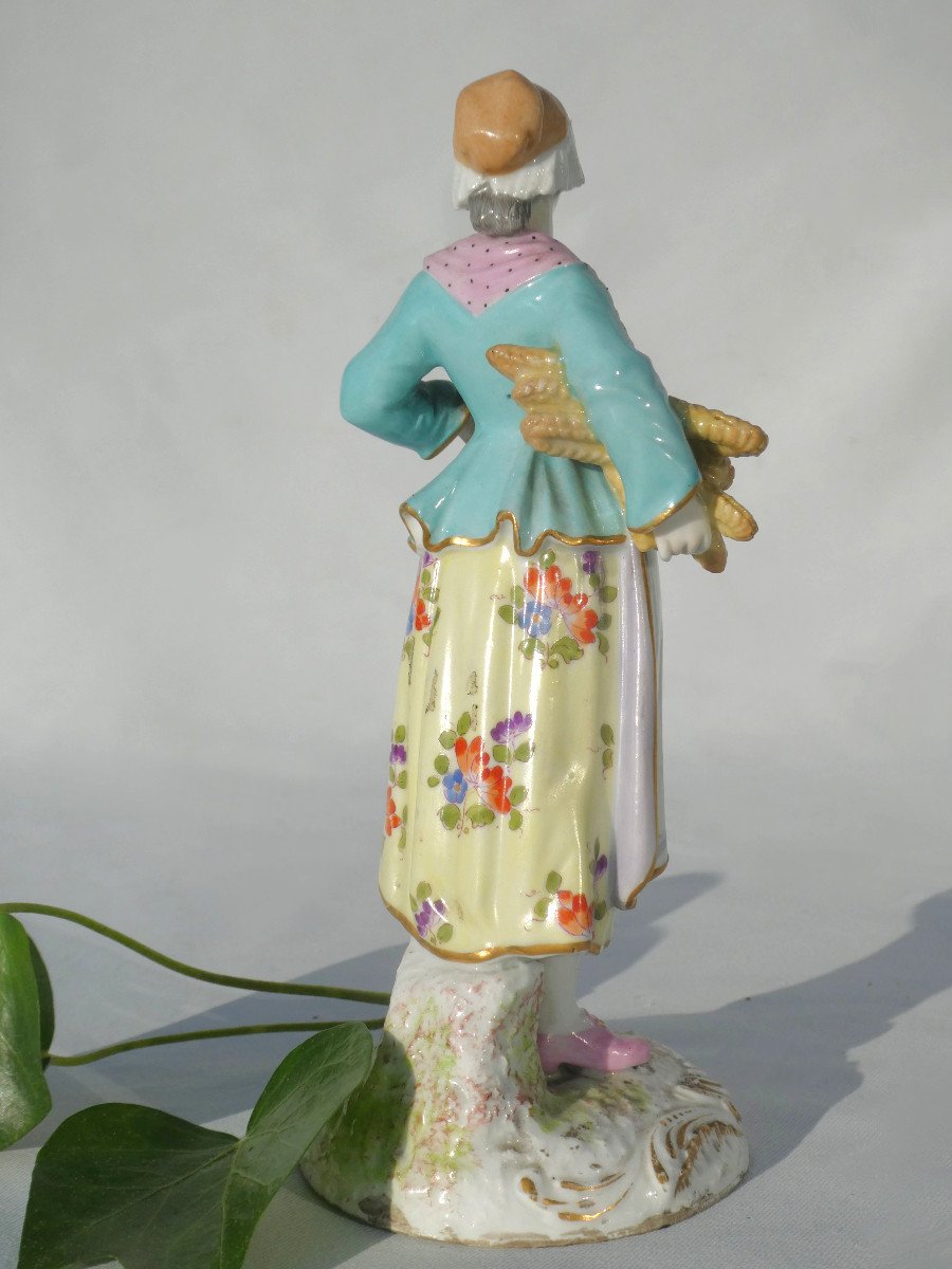 Sujet En Porcelaine Allemande Meissen , Jeune Paysanne Style XVIIIe Siecle Epoque XIXe-photo-4