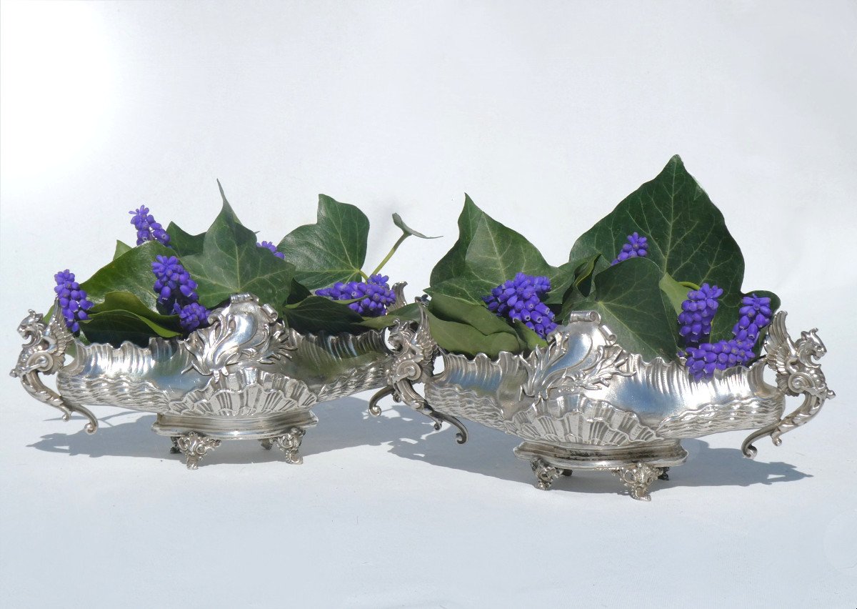 Paire De Jardiniere De Table En Metal Argente , Style Renaissance / Napoléon III XIXe 