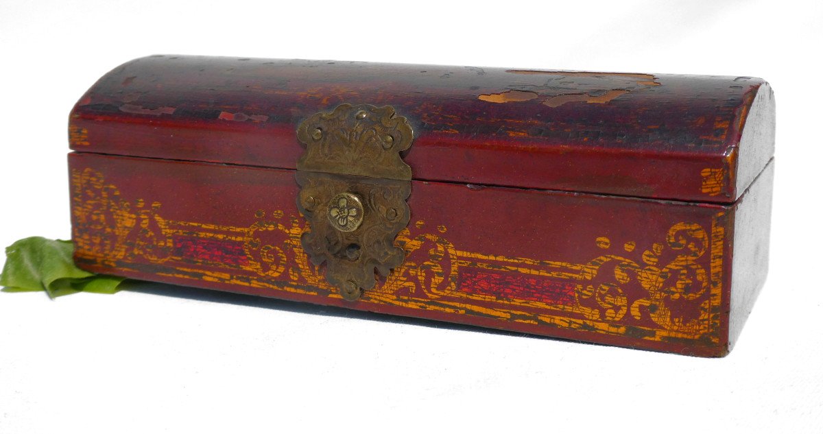 18th Century Needle Box, Toiletry Box, European Lacquer Sang De Boeuf, Fashion