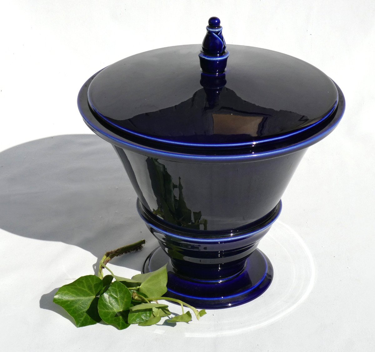 Grand Vase / Pot Couvert En Porcelaine , Forme Japonisante , Bleu De Four Style Art Deco-photo-2