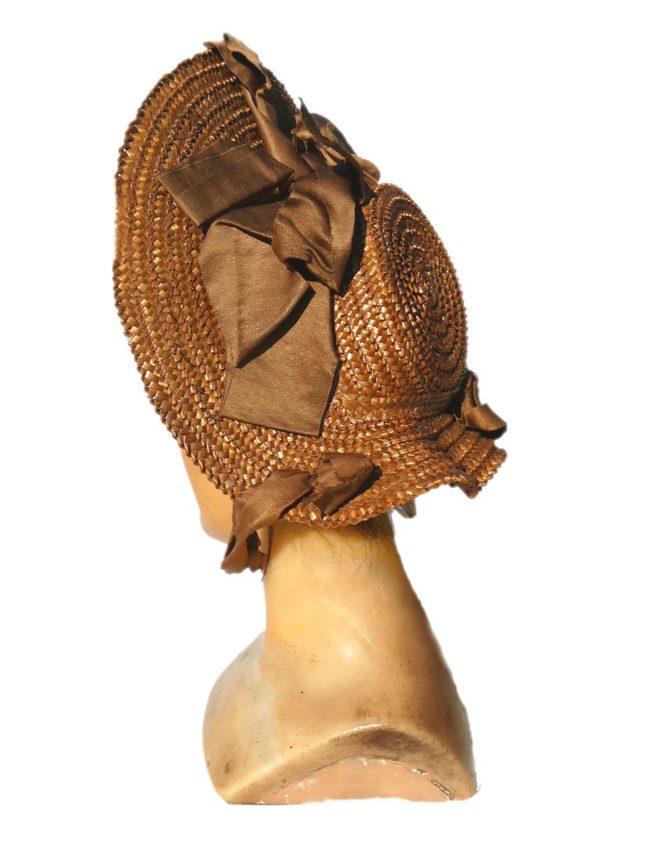 Large Straw Capeline, Hood Circa 1870 1880, Designer Hat, Paris, Avenue De l'Opera-photo-2