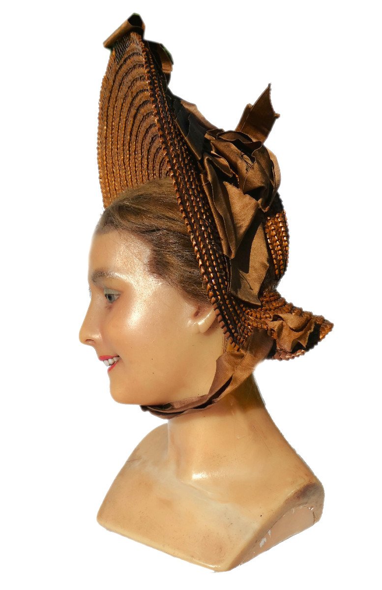 Large Straw Capeline, Hood Circa 1870 1880, Designer Hat, Paris, Avenue De l'Opera-photo-3