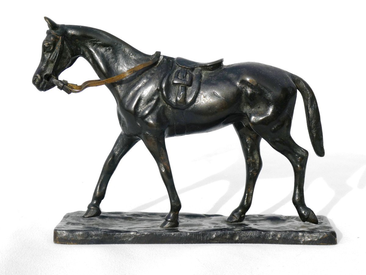 Bronze Animalier , Cheval Au Pas Par Gaston d'Illiers ( 1876 - 1932 ) , Esméralda Scellée -photo-1