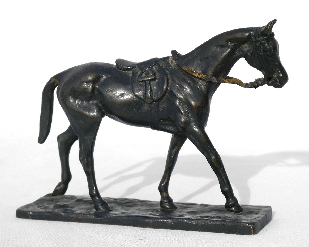 Bronze Animalier , Cheval Au Pas Par Gaston d'Illiers ( 1876 - 1932 ) , Esméralda Scellée 