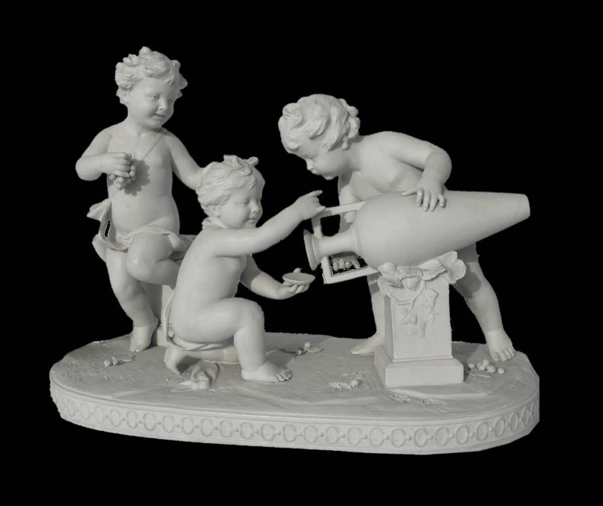Large Subject In Natural Biscuit, Putti With Amphora, 1900 Period, Group Of Children, Volksted